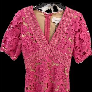 ADELYN RAE ADRIAN CROCHET LACE
SHORT DRESS